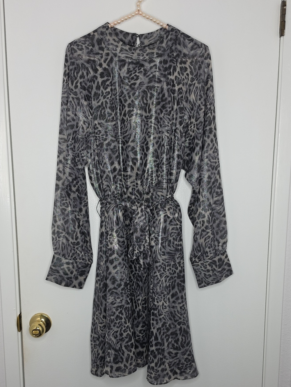 Halogen Metalic Gray Leopard Print Long Sleeve Dress